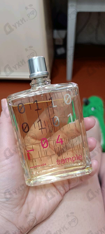Купить Escentric 04 от Escentric Molecules