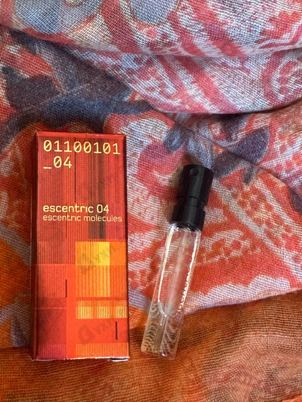 Духи Escentric Molecules Escentric 04 Парфюмерия Escentric 04 от Escentric Molecules