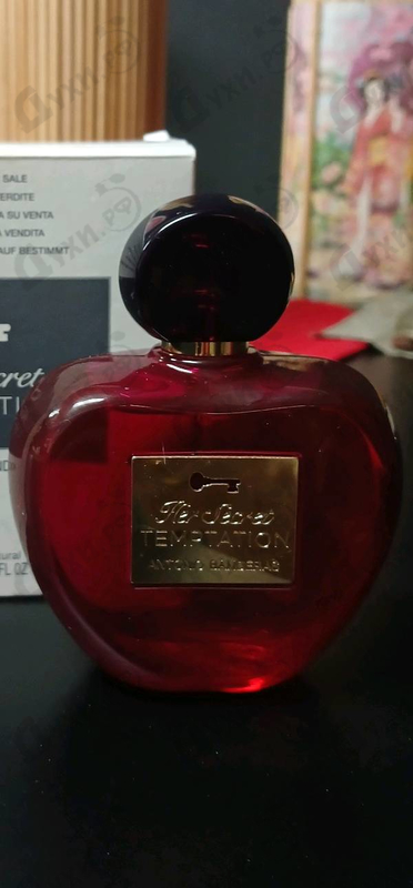 Духи Her Secret Temptation от Antonio Banderas