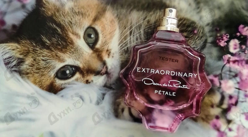 Духи Extraordinary Petale от Oscar De La Renta