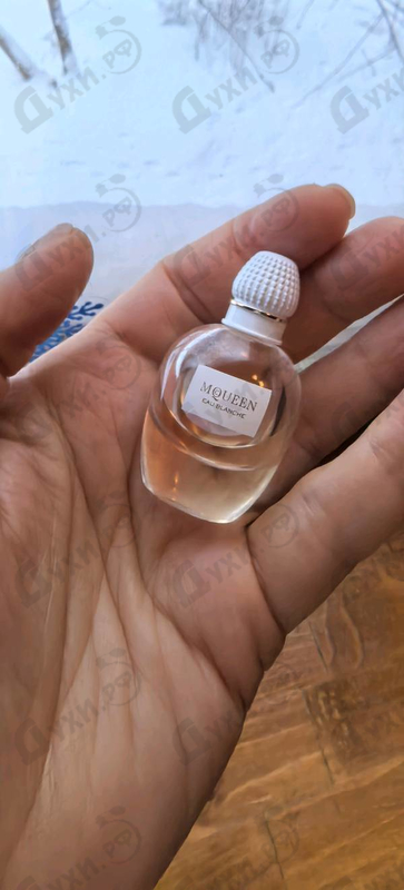 Парфюмерия Alexander Mcqueen Mcqueen Eau Blanche