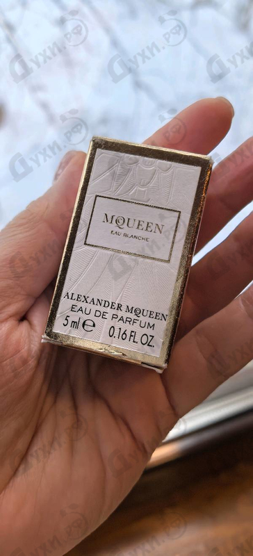 Парфюмерия Mcqueen Eau Blanche от Alexander Mcqueen