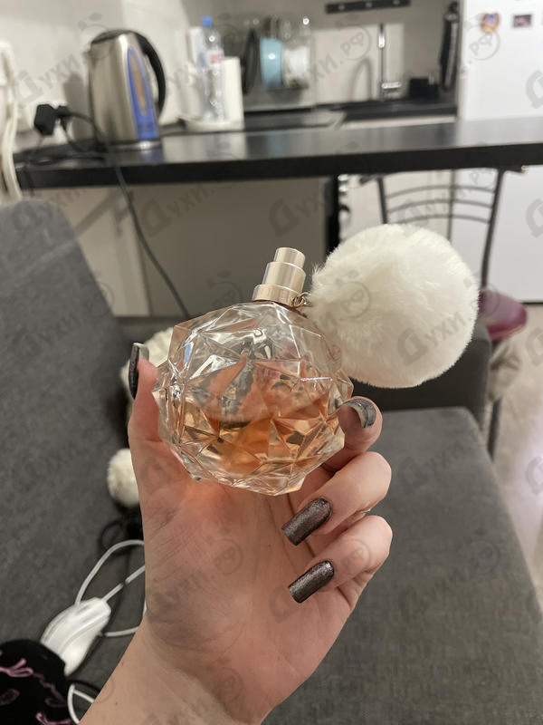 Духи Ari от Ariana Grande