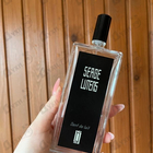 Духи Dent De Lait от Serge Lutens