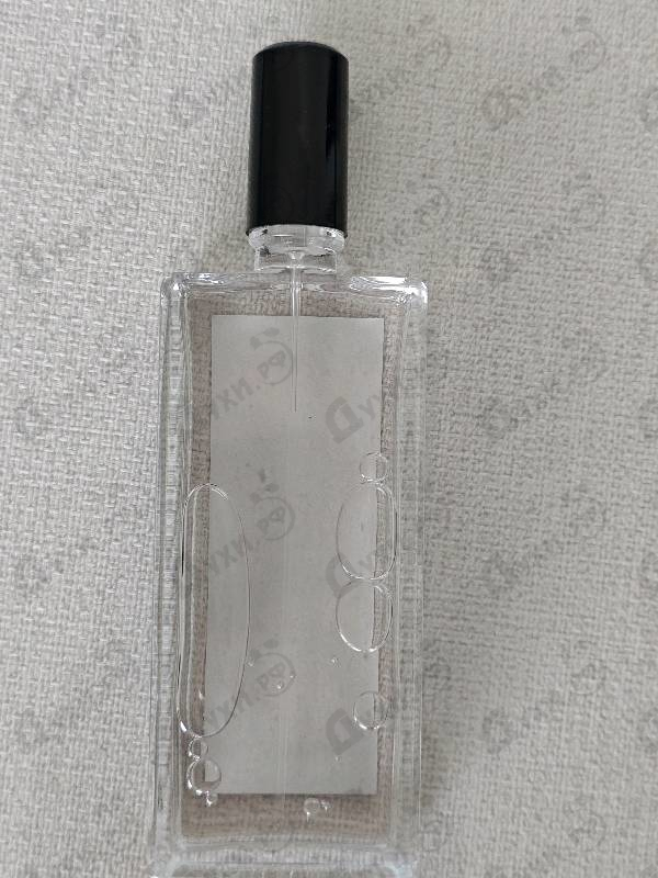 Парфюмерия Dent De Lait от Serge Lutens