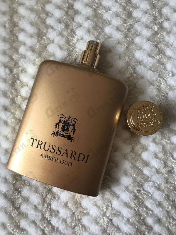 Парфюмерия Amber Oud от Trussardi