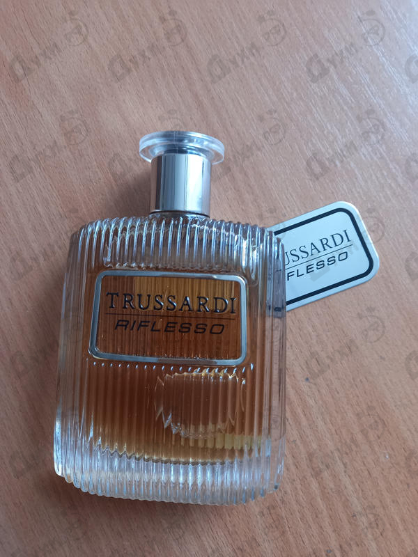 Духи Riflesso от Trussardi