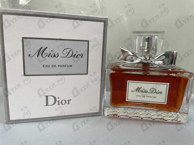 Духи Christian Dior Miss Dior Eau De Parfum (2017) Парфюмерия Miss Dior Eau De Parfum (2017) от Christian Dior