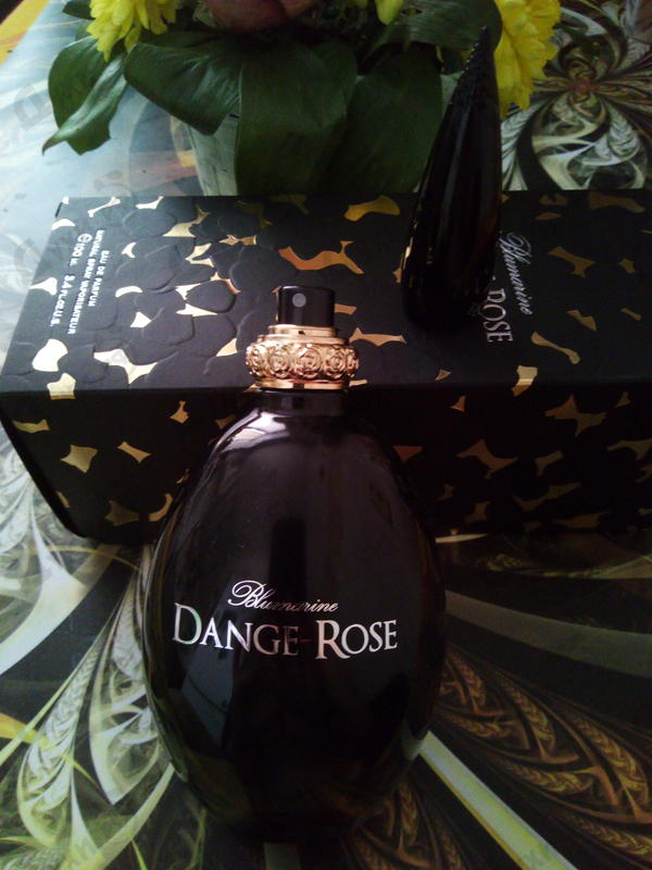 Парфюмерия Dange-rose от Blumarine