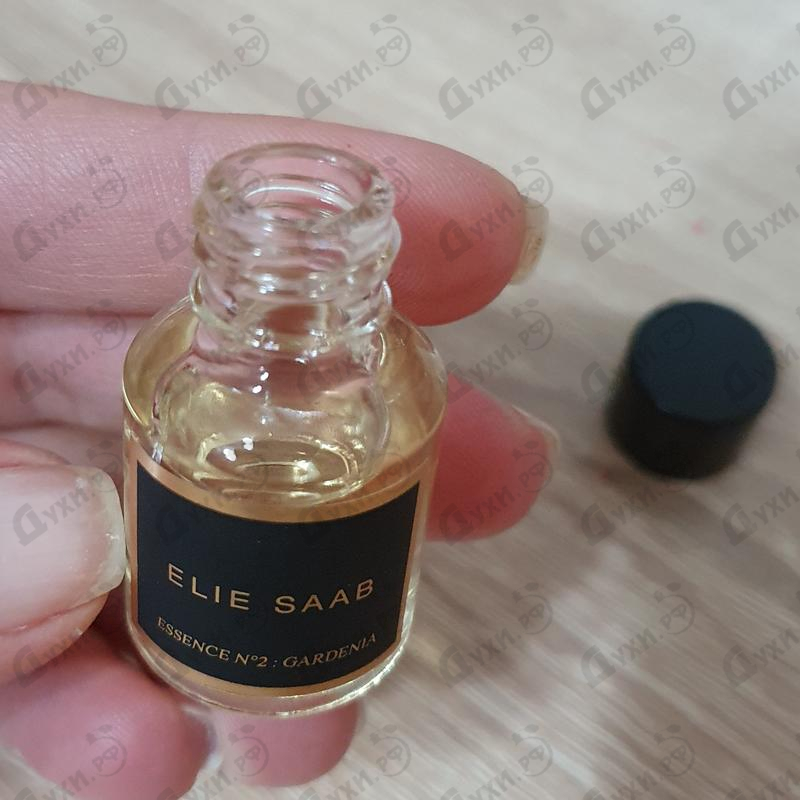 Парфюмерия Essence No. 2 Gardenia от Elie Saab