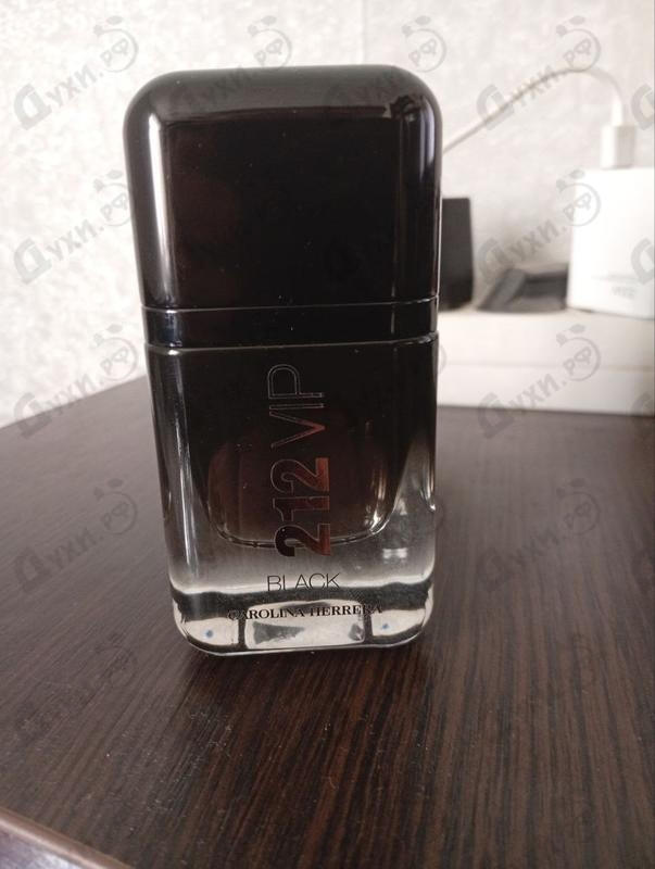 Парфюмерия 212 Vip Black от Carolina Herrera