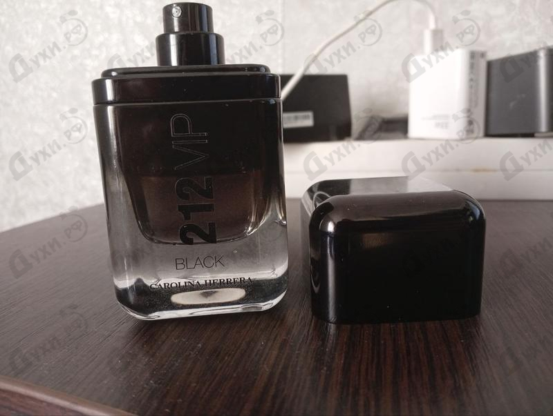 Купить 212 Vip Black от Carolina Herrera