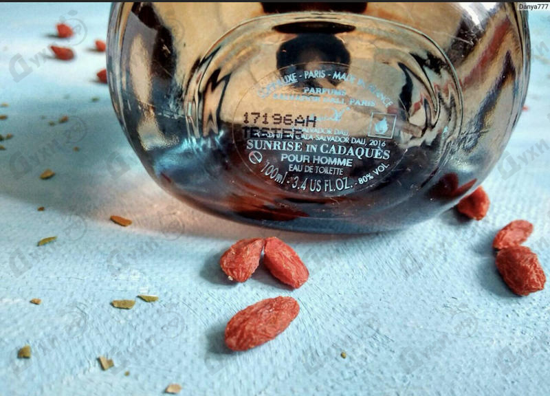 Купить Salvador Dali Sunrise In Cadaques Pour Homme Духи Sunrise In Cadaques Pour Homme от Salvador Dali