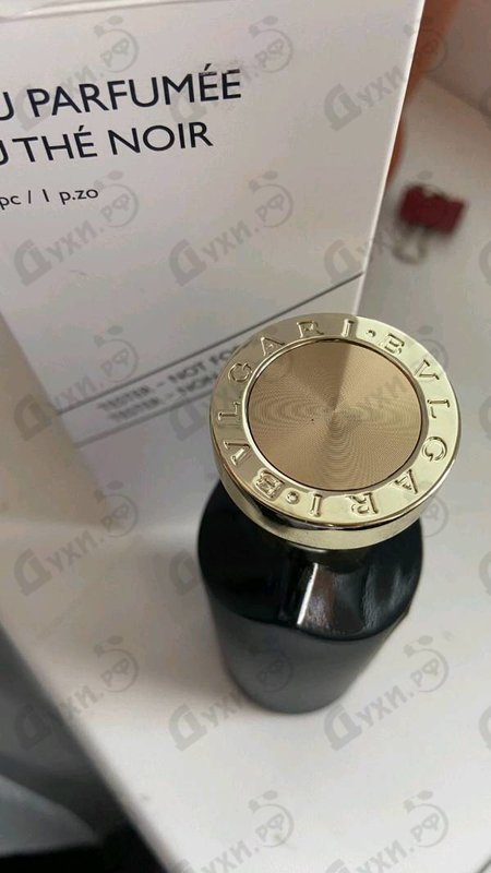 Духи Eau Parfumee Au The Noir от Bvlgari