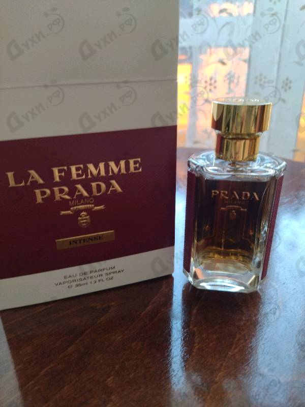 Парфюмерия Prada Prada La Femme Intense