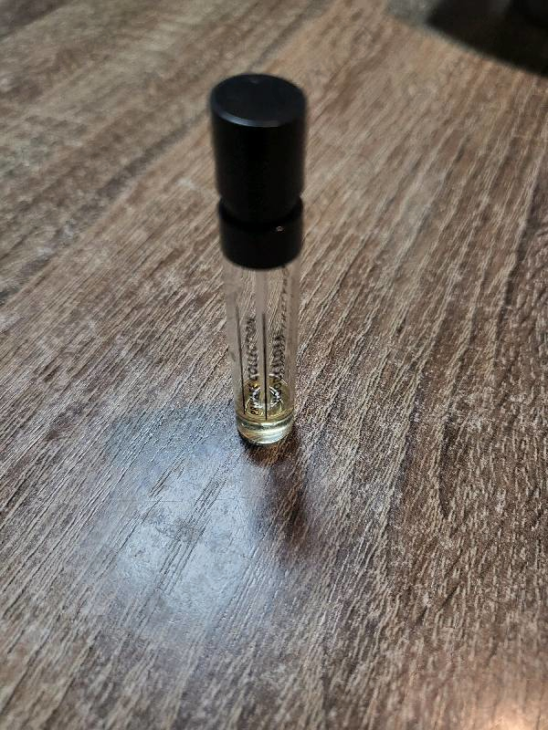 Купить I Woody Floral With Vintage Rose от Clive Christian