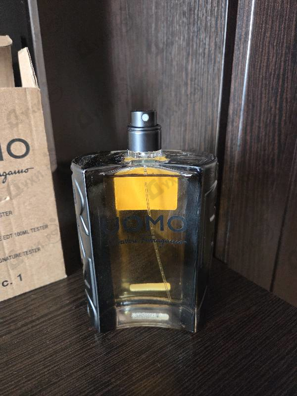 Духи Uomo от Salvatore Ferragamo