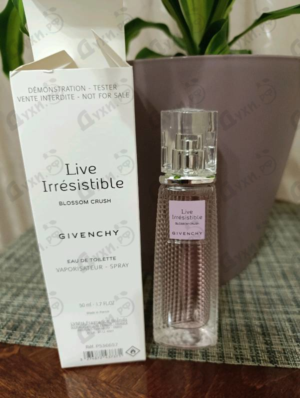 Купить Live Irresistible Blossom Crush от Givenchy