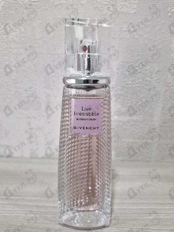 Отзывы Givenchy Live Irresistible Blossom Crush