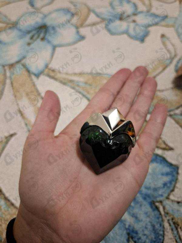 Духи Aura от Thierry Mugler