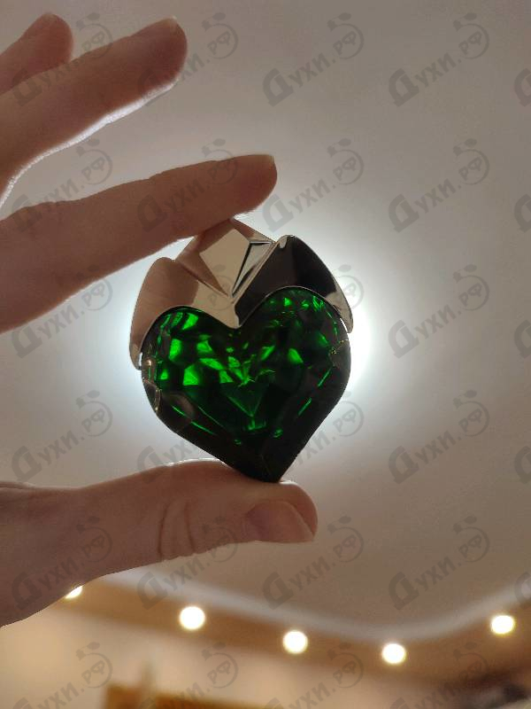 Парфюмерия Aura от Thierry Mugler