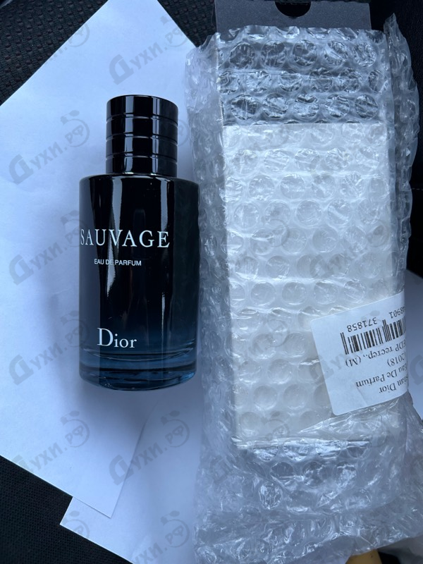 Парфюмерия Sauvage Eau De Parfum (2018) от Christian Dior