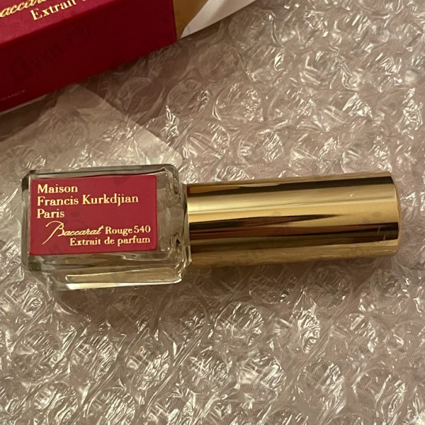 Духи Baccarat Rouge 540 Extrait De Parfum от Maison Francis Kurkdjian