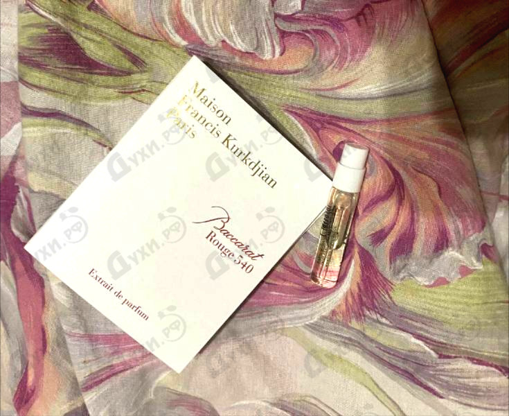 Духи Baccarat Rouge 540 Extrait De Parfum от Maison Francis Kurkdjian