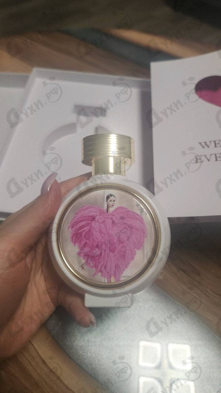 Купить Haute Fragrance Company Wear Love Everywhere