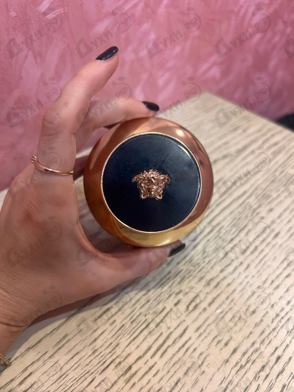 Парфюмерия Dylan Blue от Versace