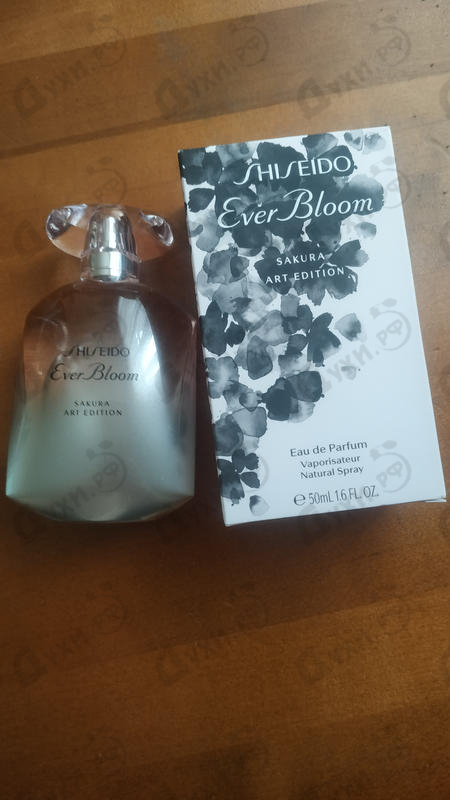 Духи Ever Bloom Sakura Art Edition от Shiseido
