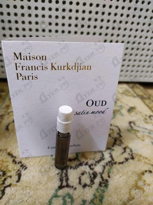 Духи Oud Satin Mood Extrait De Parfum от Maison Francis Kurkdjian