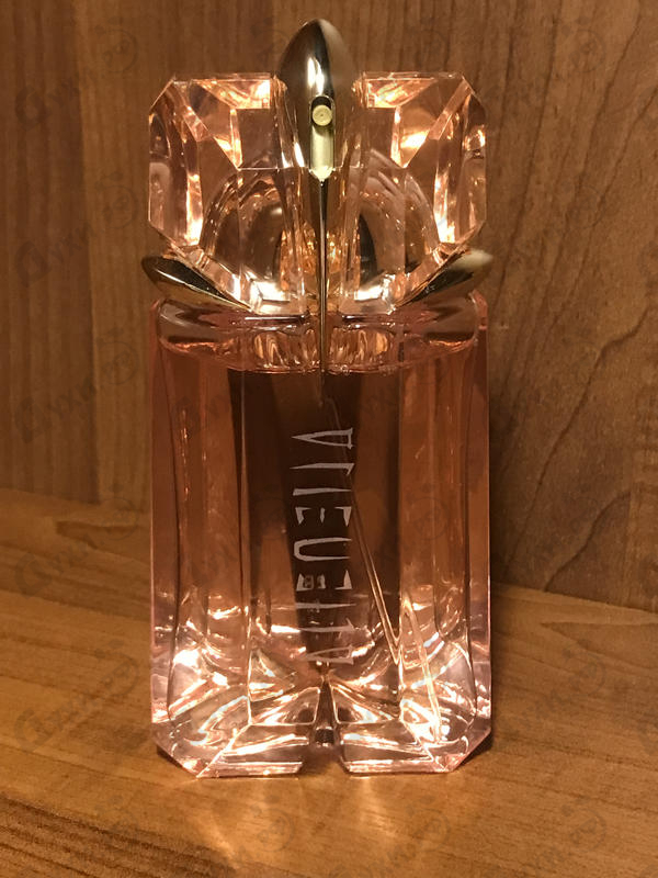 Парфюмерия Alien Flora Futura от Thierry Mugler