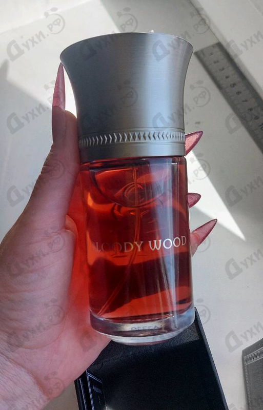 Духи Bloody Wood от Les Liquides Imaginaires