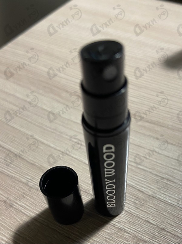 Парфюмерия Les Liquides Imaginaires Bloody Wood