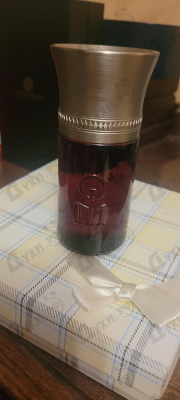 Купить L'ile Pourpre от Les Liquides Imaginaires Парфюмерия Les Liquides Imaginaires L'ile Pourpre