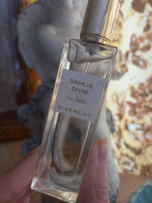 Купить Dahlia Divin Eau Initiale от Givenchy