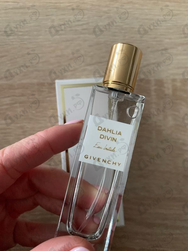 Отзывы Givenchy Dahlia Divin Eau Initiale