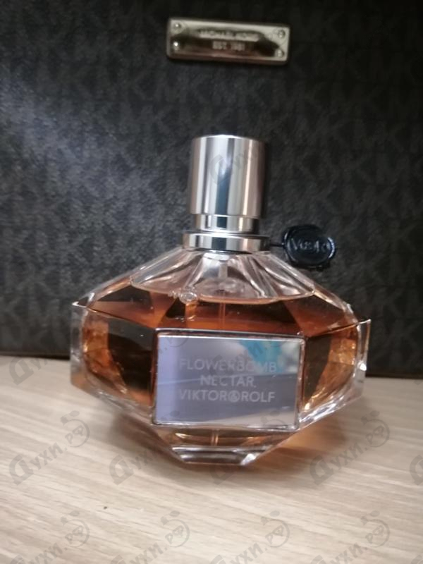 Парфюмерия Rolf Flowerbomb Nectar от Viktor & Rolf