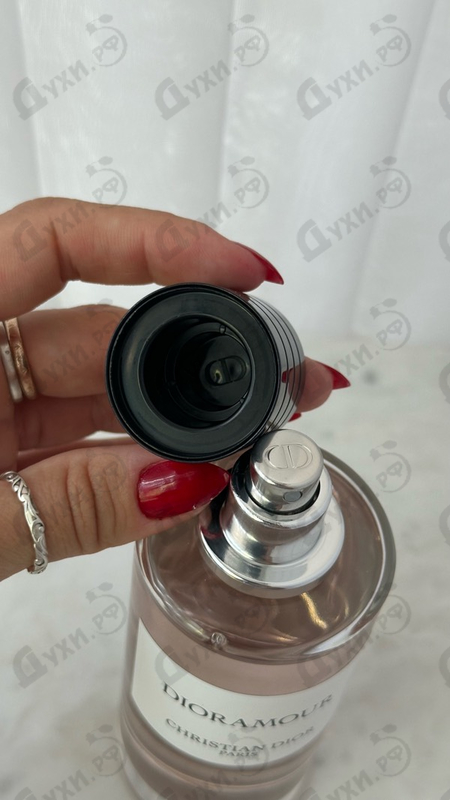Парфюмерия Christian Dior Dioramour