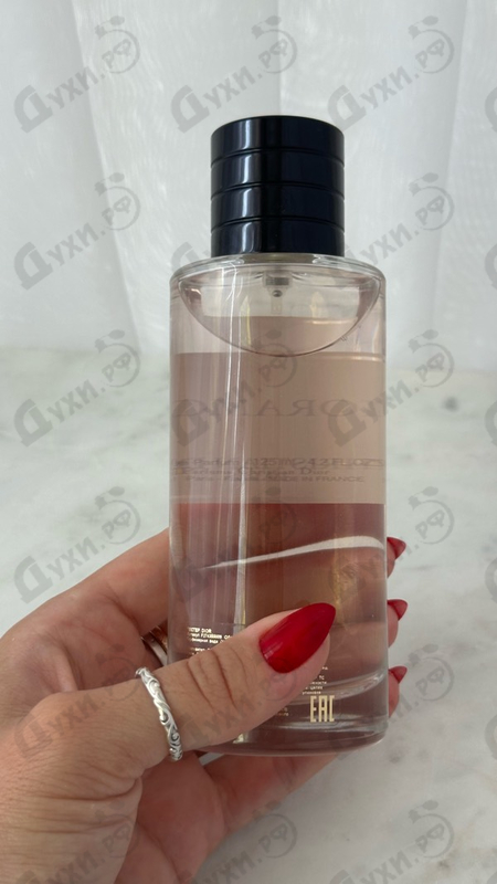 Парфюмерия Christian Dior Dioramour