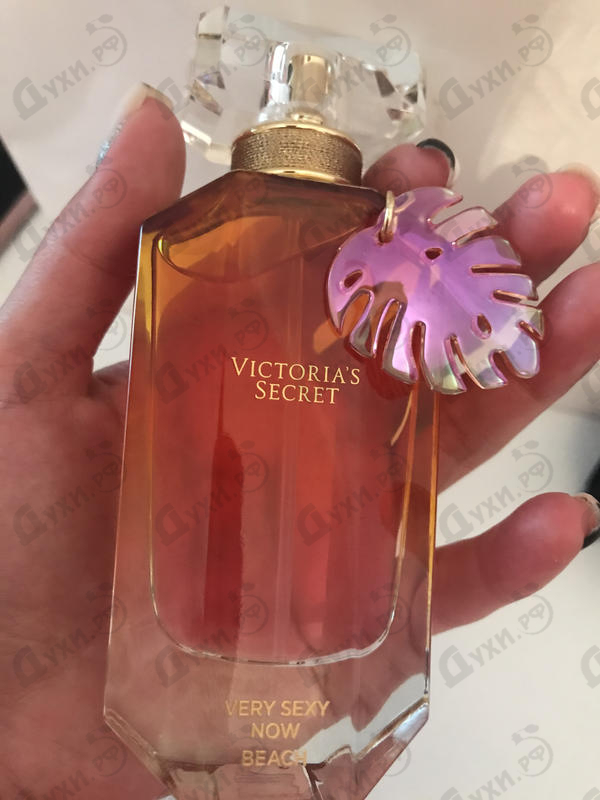 Духи Victoria's Secret Very Sexy Now Beach Парфюмерия Very Sexy Now Beach от Victoria's Secret