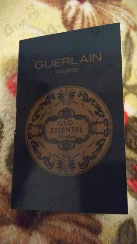 Купить Les Absolus D'orient Oud Essentiel от Guerlain