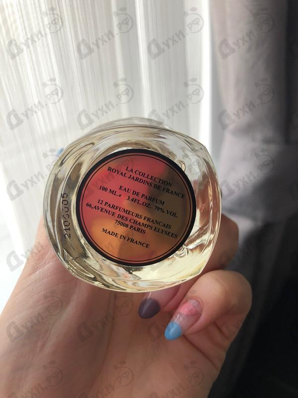 Парфюм 12 Parfumeurs Francais Malmaison Духи Malmaison от 12 Parfumeurs Francais