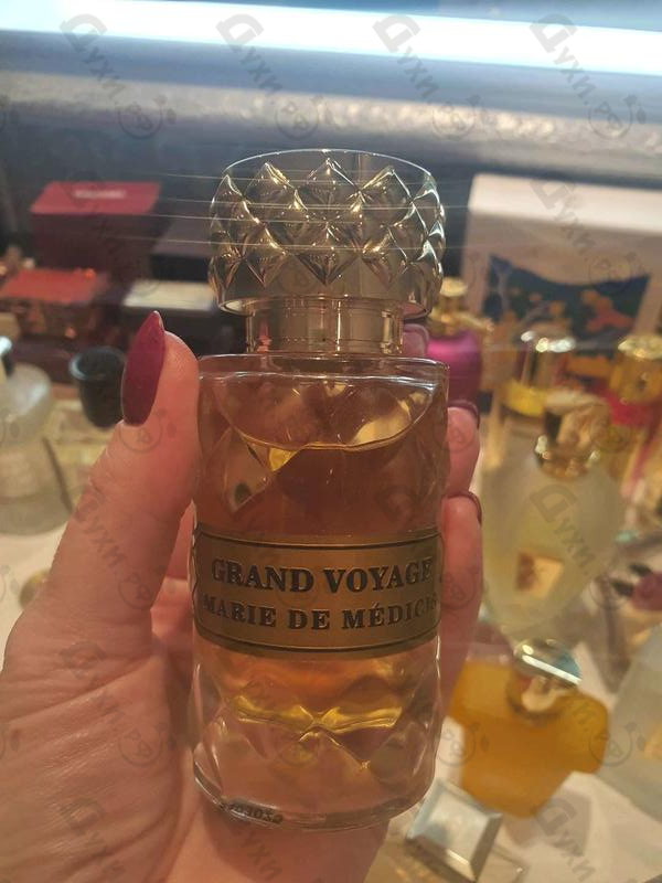 Парфюмерия Marie De Medicis от 12 Parfumeurs Francais