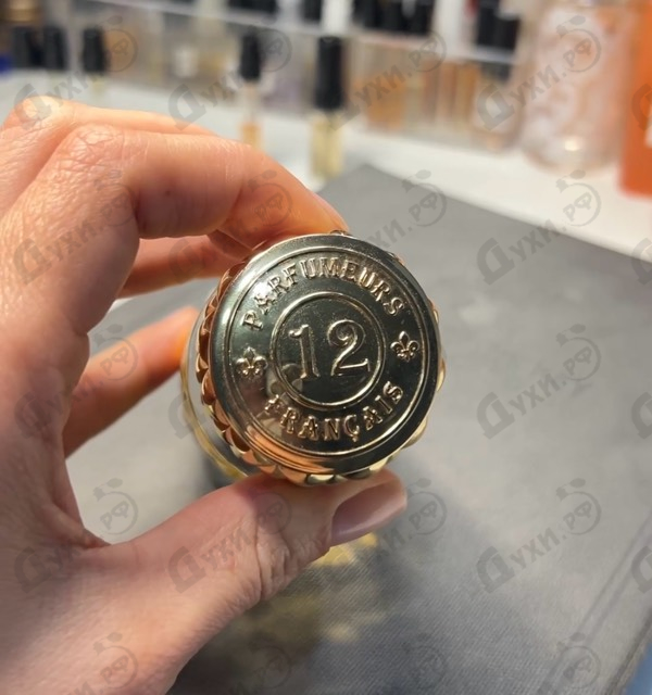 Духи Marie De Medicis от 12 Parfumeurs Francais