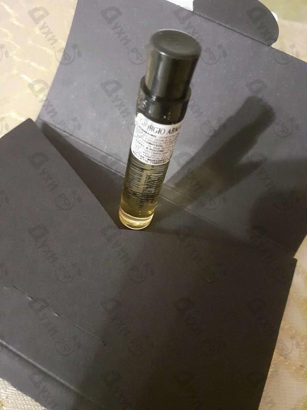 Купить Armani Prive Bleu Lazuli от Giorgio Armani Парфюмерия Giorgio Armani Armani Prive Bleu Lazuli