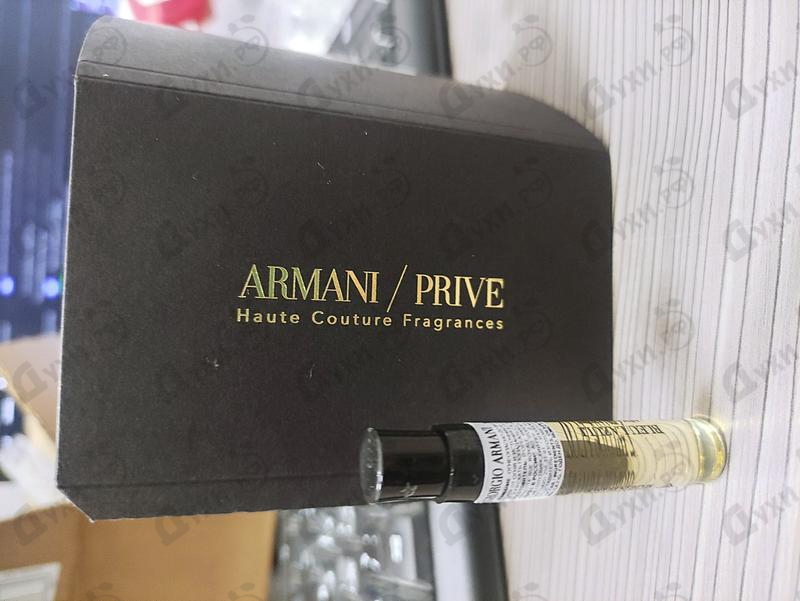 Парфюмерия Armani Prive Bleu Lazuli от Giorgio Armani