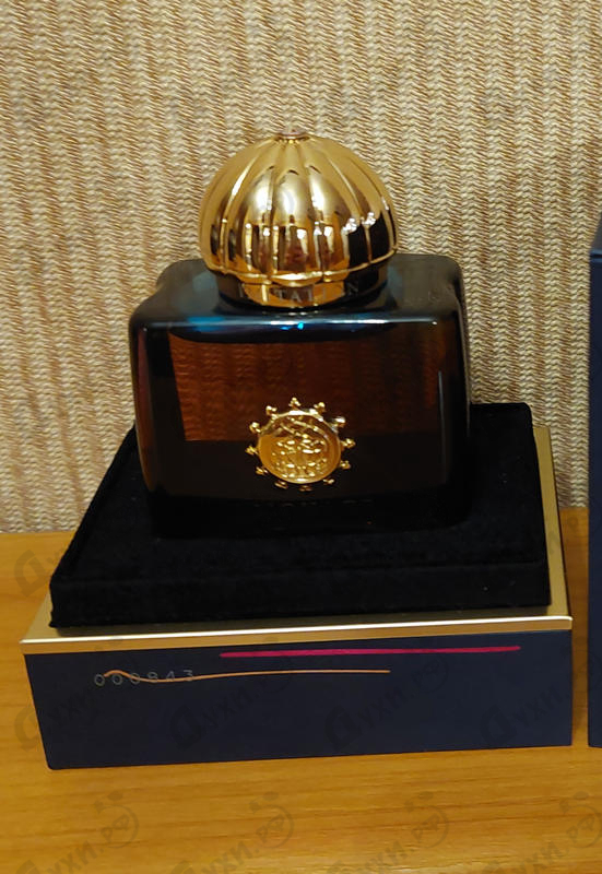 Парфюмерия Imitation от Amouage