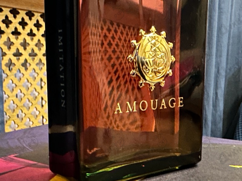 Парфюмерия Imitation от Amouage